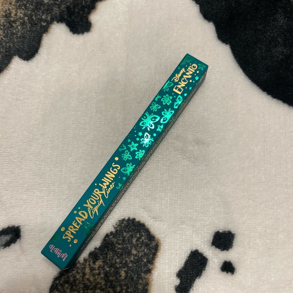 Alamar Cosmetics Encanto Spread Your Wings Liquid Liner Emerald Eterno